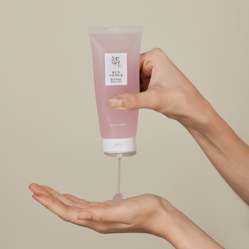 Beauty of Joseon - Red Bean Water Gel - Żelowy Krem Nawilżający - 100ml w użyciu