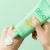 Holika Holika - Aloe Waterproof Sun Gel SPF50+/PA++++ - Łagodzący Krem z Filtrem Przeciwsłonecznym - 100ml w użyciu