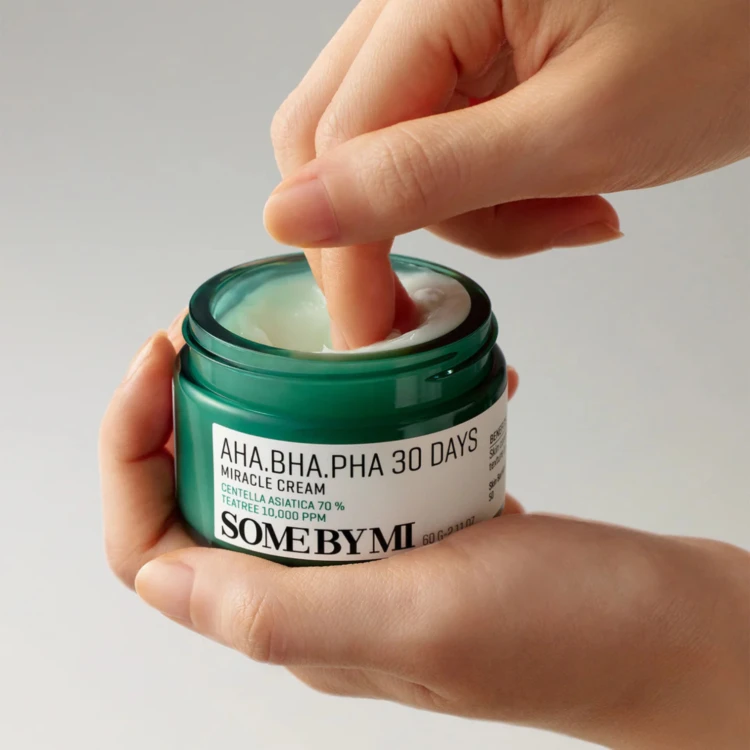 SomeByMi - AHA BHA PHA 30 Days Miracle Cream - Krem do Twarzy z Kwasami AHA, BHA i PHA - 60ml w aranżacji