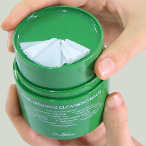 Dr. Althea Pure Grinding Cleansing Balm - Hydrofilowy balsam oczyszczający - 50 ml w użyciu