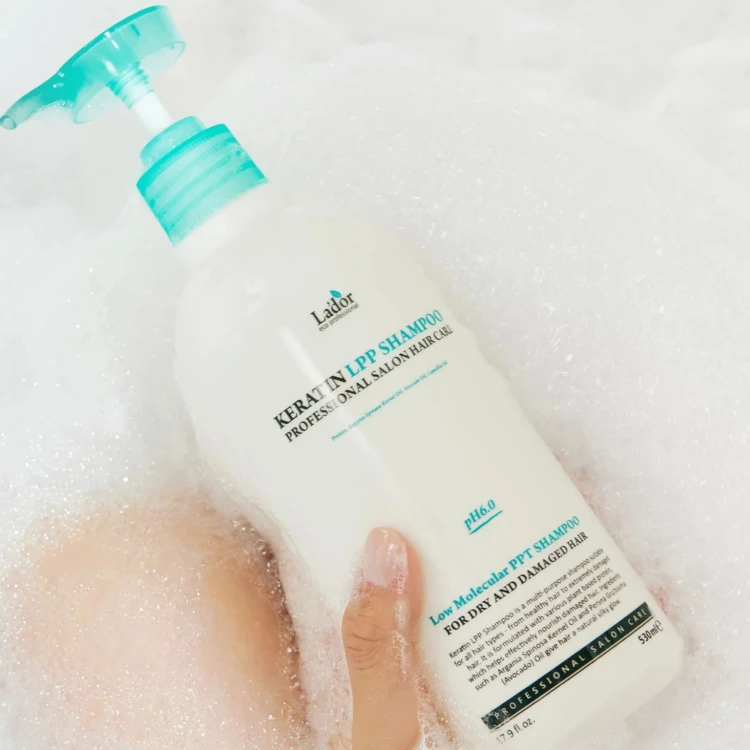 La'dor - Keratin Lpp Shampoo - Wygładzający, Keratynowy Szampon do Włosów z Jedwabiem - 530ml w aranżacji