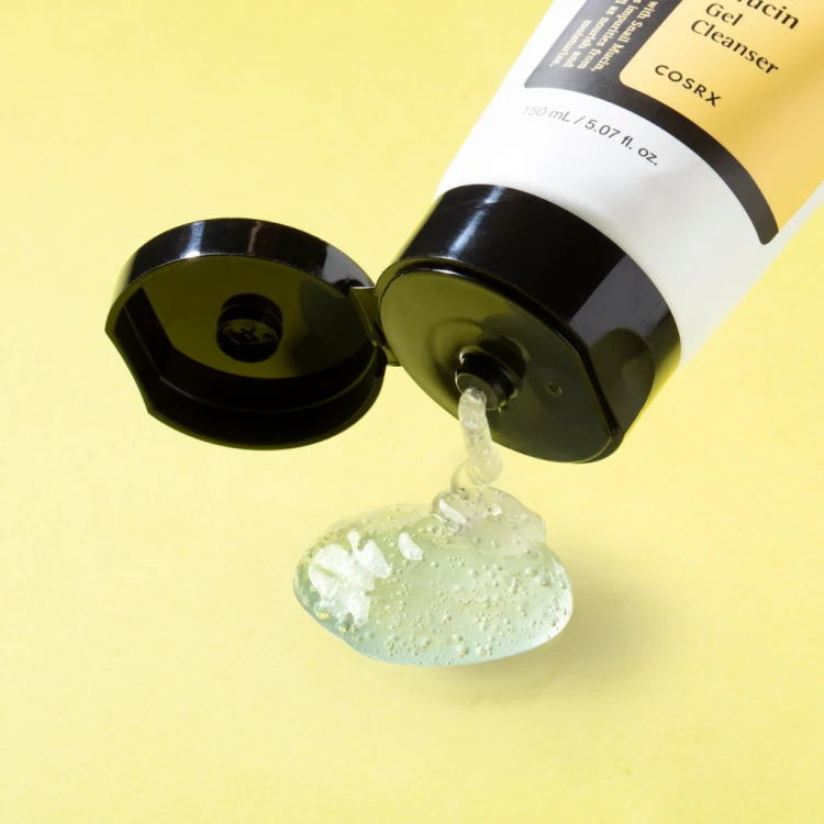 COSRX - Advanced Snail Mucin Power Gel Cleanser - Delikatny Żel do Mycia Twarzy ze Śluzem Ślimaka - 150ml  w aranżacji