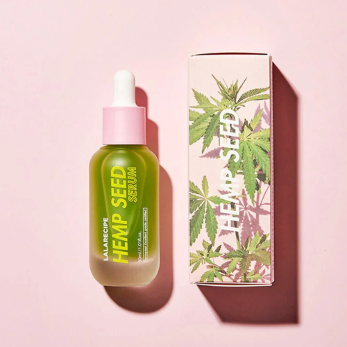 LalaRecipe - Hempseed Serum - Łagodzące Serum do Twarzy z Ekstraktem z Nasion Konopii - 30ml w aranżacji