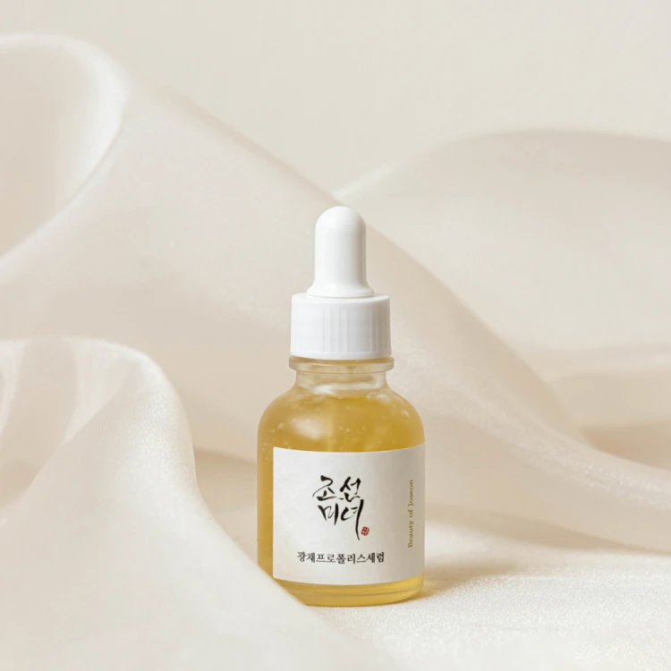 Beauty of Joseon - Glow Serum Propolis and Niacinamide - Serum z propolisem i niacynamidem - 30ml w aranżacji