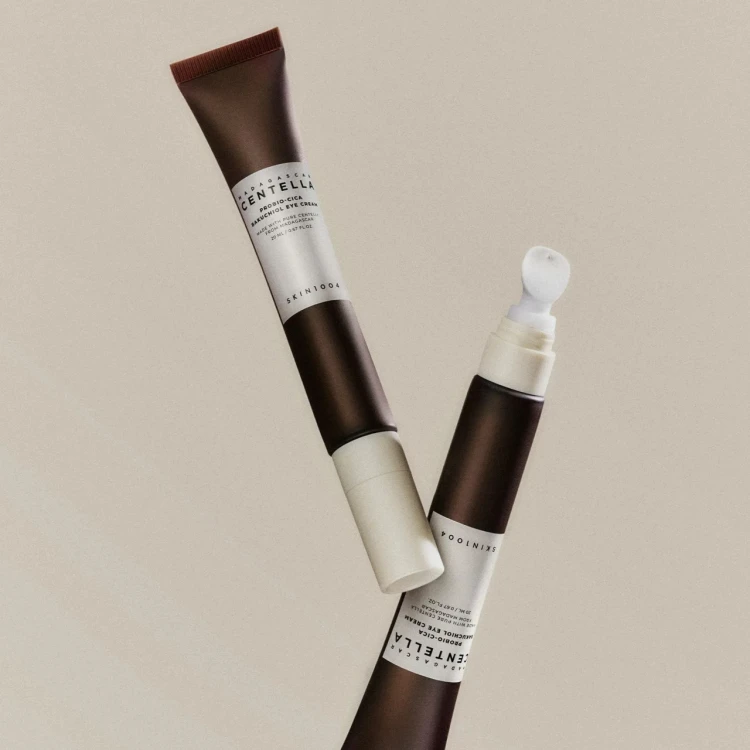 SKIN1004 - Madagascar Centella Probio-Cica Bakuchiol Eye Cream - Krem pod Oczy z Bakuchiolem - 20ml w aranżacji